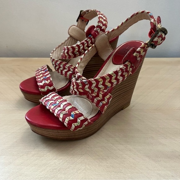 Frye Wedge Sandals Women’s Size 7 Corrina Whipstitch Leather Red Multicolor - Picture 1 of 9